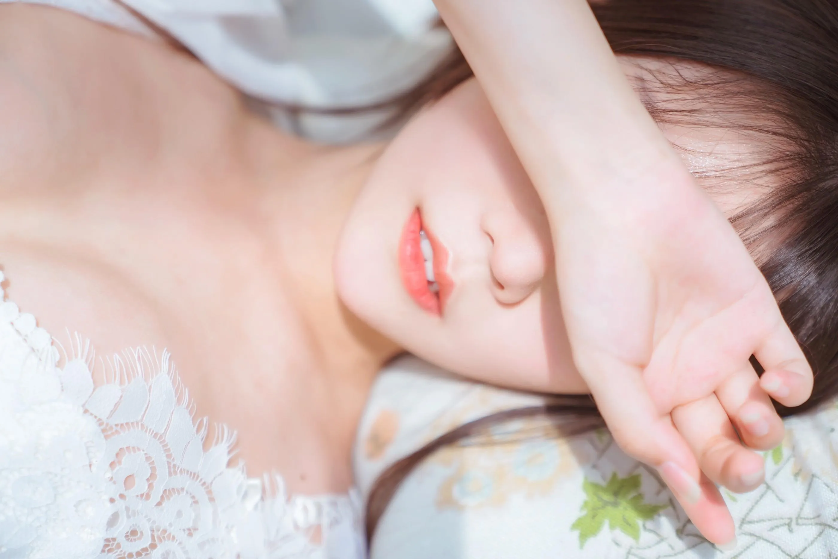 [艺图语] 2022.05.16 花房阳光少女 香草喵露露 [32P]插图3